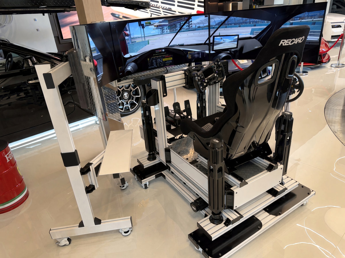 Simucube Ultimate Series simulator